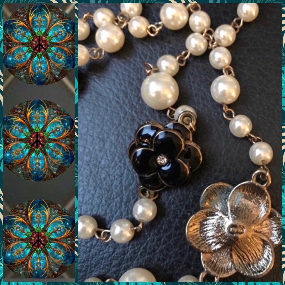 ⚜️• Pearls & Enamel/Rhinestone Necklace